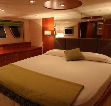Sunseeker Predator 62 Botel Sliema